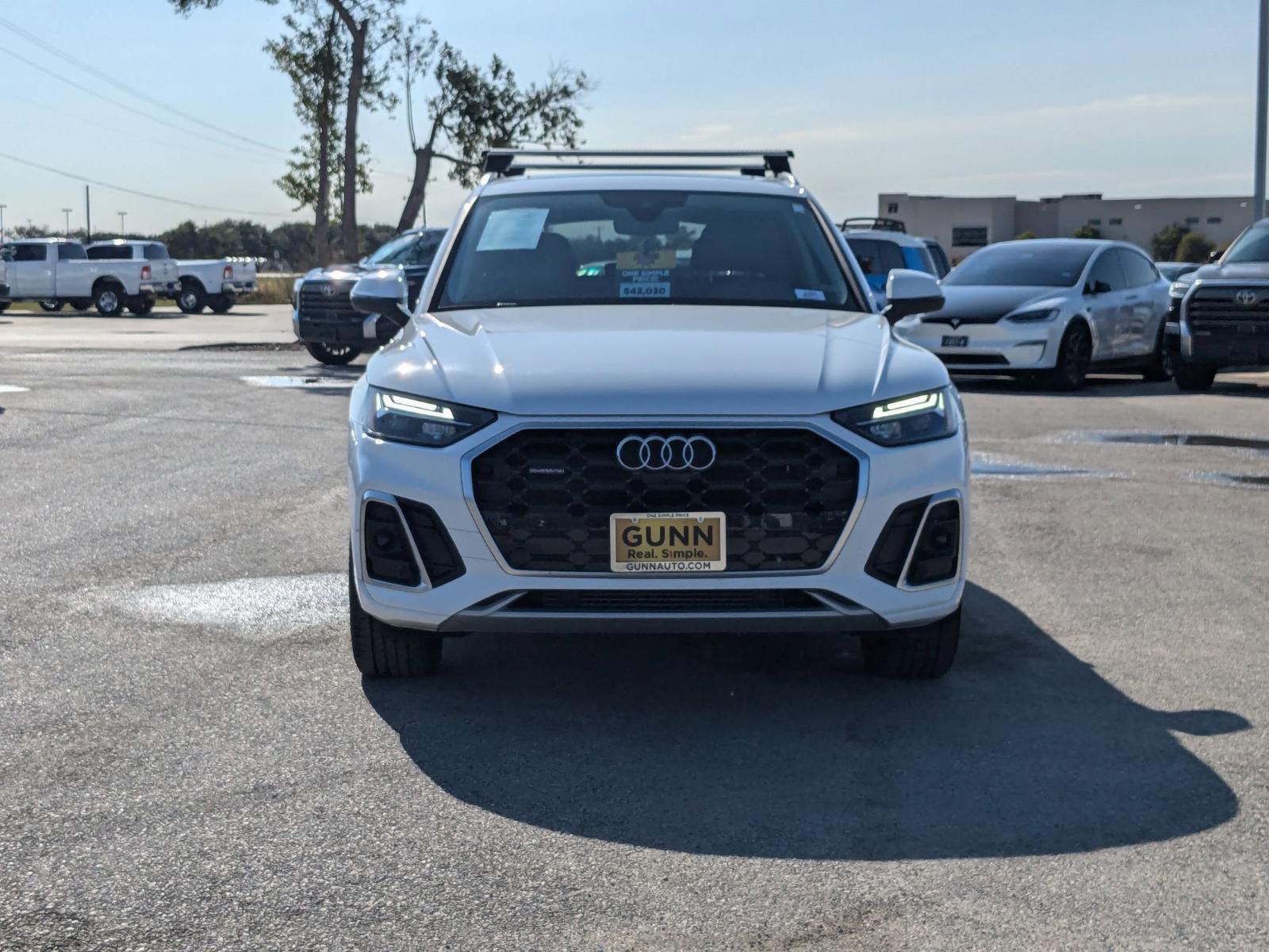 2024 Audi Q5 Vehicle Photo in Seguin, TX 78155