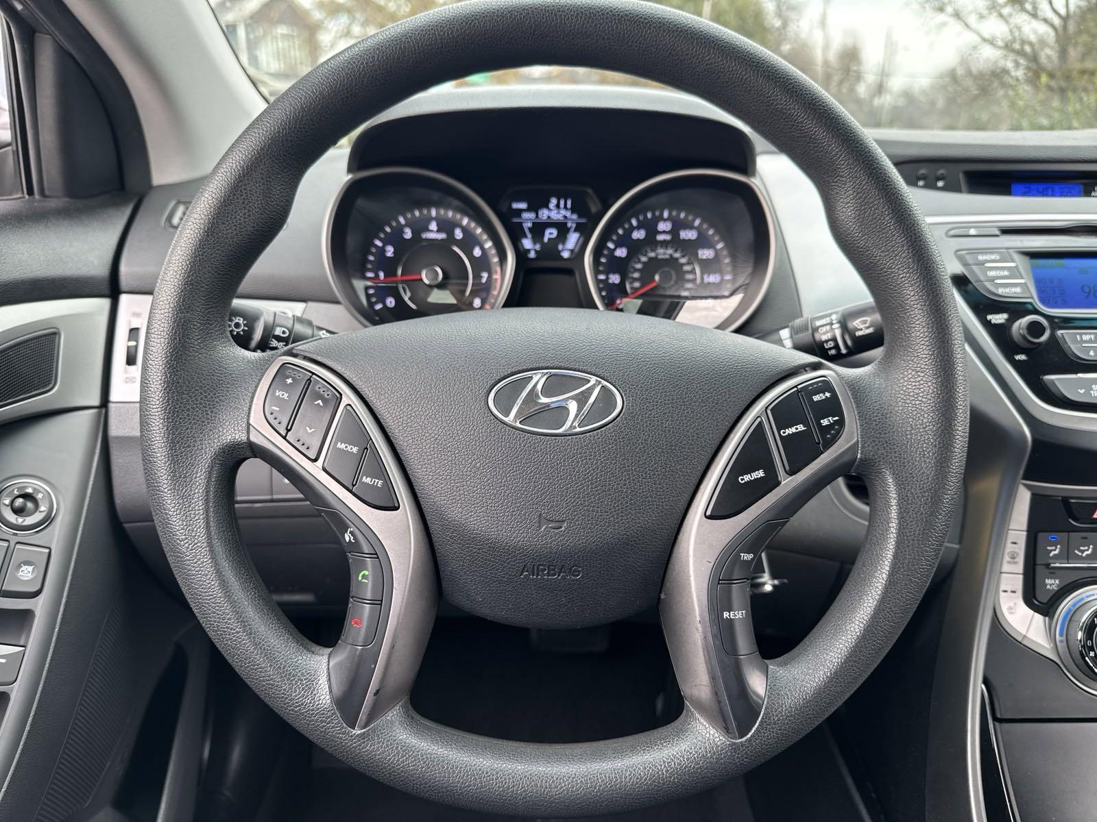 2013 Hyundai ELANTRA Vehicle Photo in DALLAS, TX 75209-3016