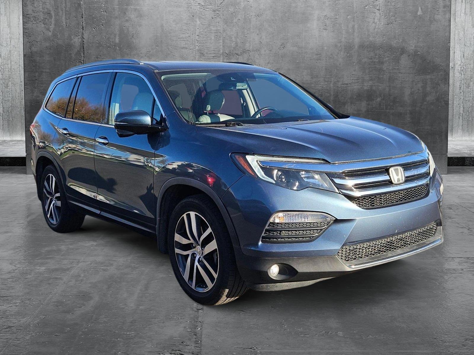 2017 Honda Pilot Vehicle Photo in MESA, AZ 85206-4395