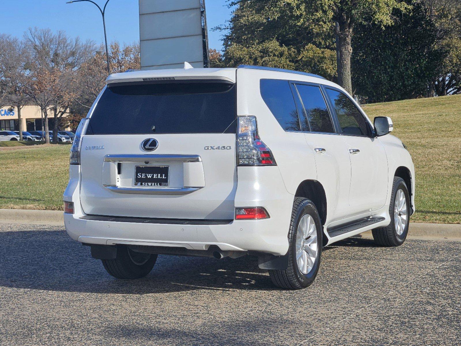 2023 Lexus GX 460 Vehicle Photo in FORT WORTH, TX 76132