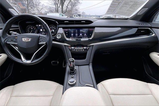 2020 Cadillac XT6 Vehicle Photo in INDEPENDENCE, MO 64055-1314