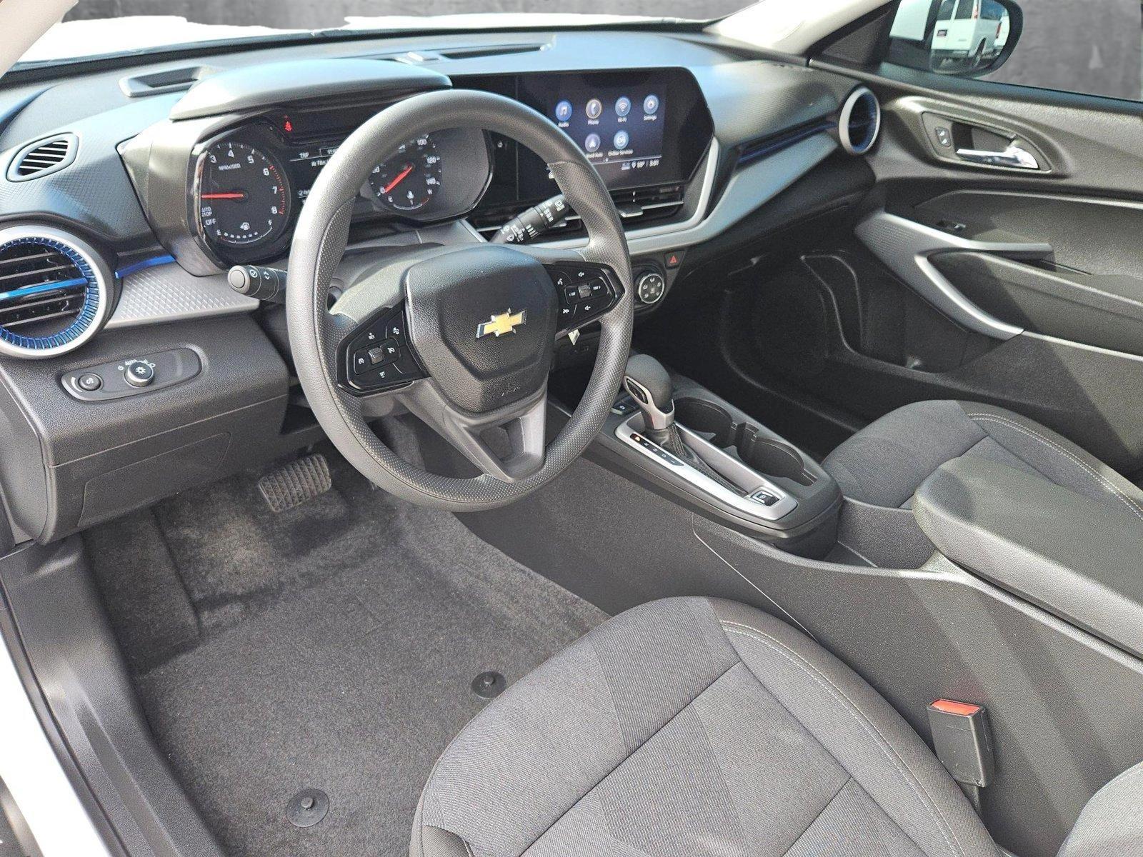 2024 Chevrolet Trax Vehicle Photo in MESA, AZ 85206-4395