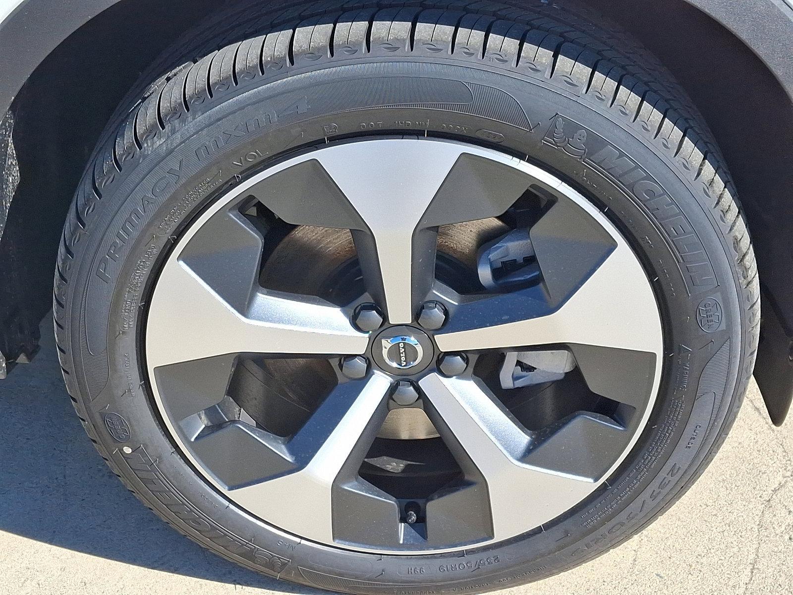 2025 Volvo XC40 Vehicle Photo in Trevose, PA 19053