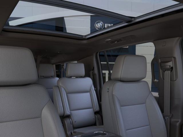 2025 GMC Yukon XL Vehicle Photo in TOPEKA, KS 66609-0000
