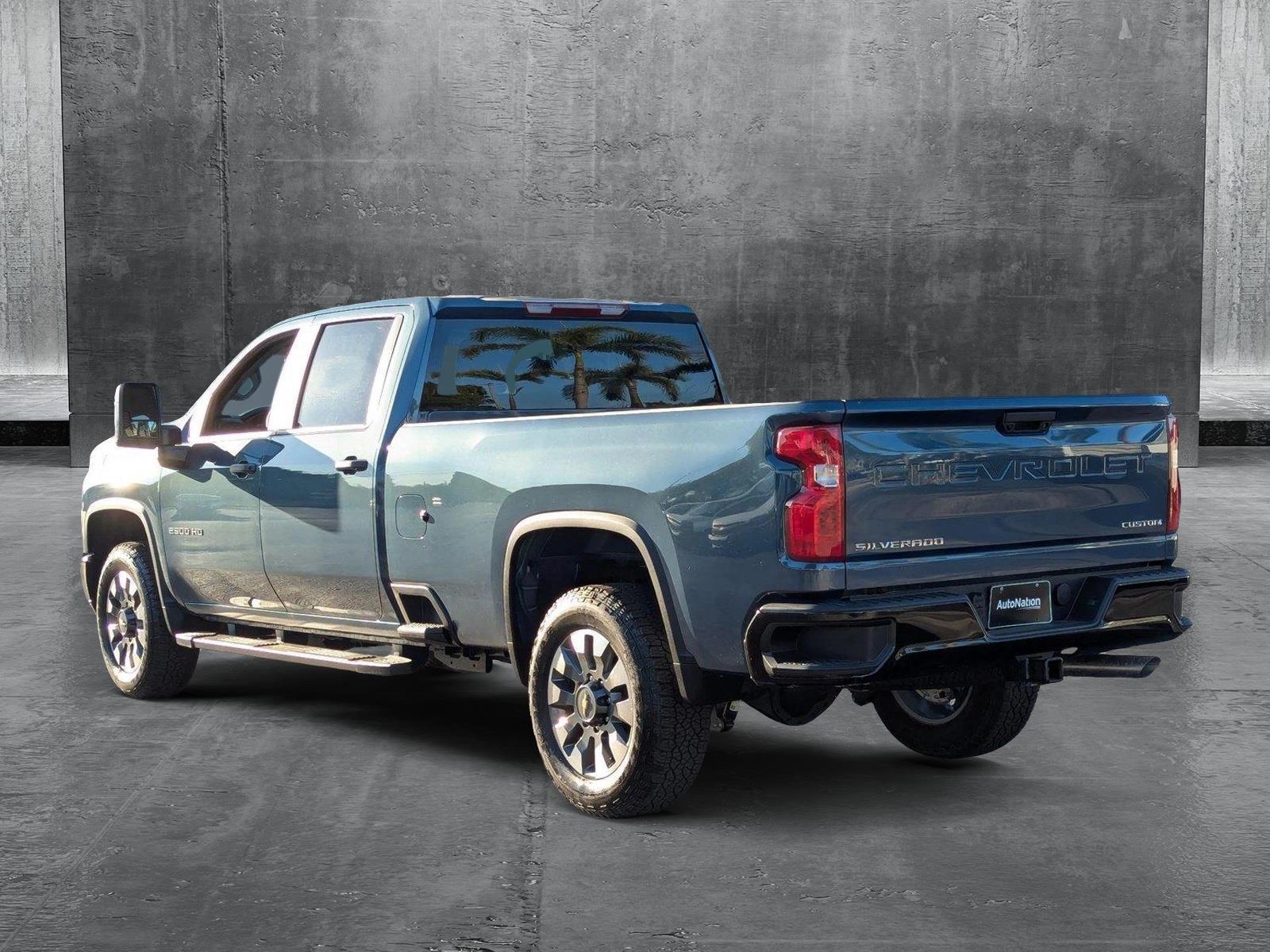 2025 Chevrolet Silverado 2500 HD Vehicle Photo in GREENACRES, FL 33463-3207