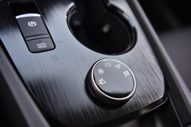 2025 Nissan Rogue Vehicle Photo in Ballwin, MO 63011
