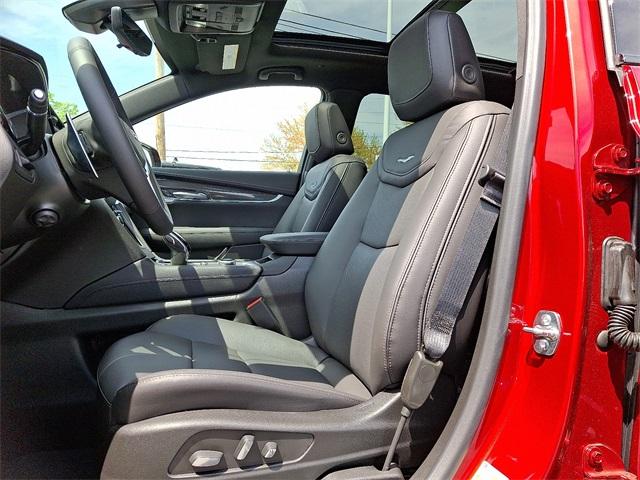 2025 Cadillac XT5 Vehicle Photo in ALLENTOWN, PA 18103-7399