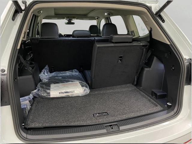 2025 Volkswagen Atlas Vehicle Photo in Appleton, WI 54913