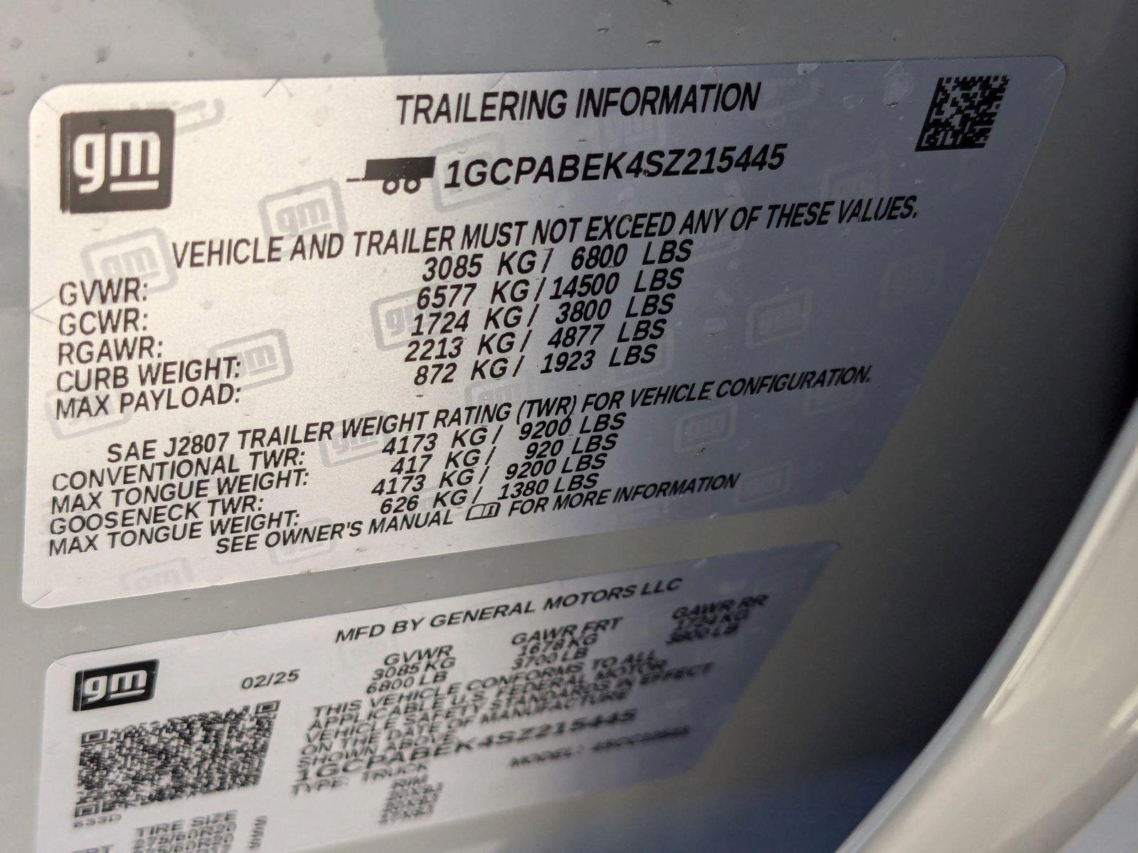 2025 Chevrolet Silverado 1500 Vehicle Photo in MIAMI, FL 33134-2699
