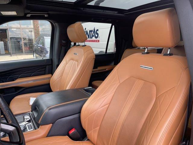 2023 Ford Expedition Max Vehicle Photo in MEDINA, OH 44256-9631