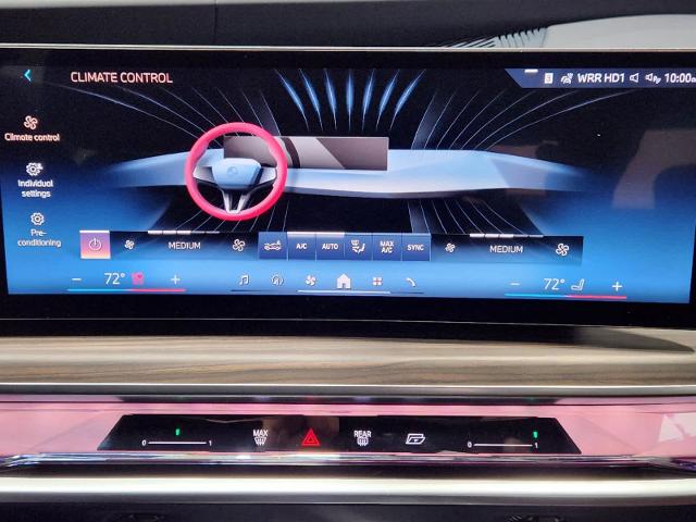 2025 BMW i7 Vehicle Photo in GRAPEVINE, TX 76051