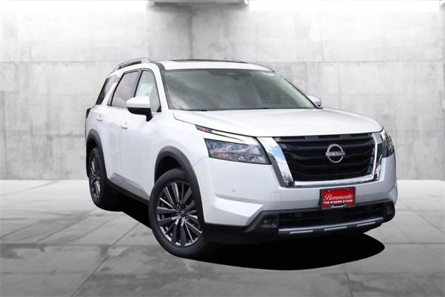 2025 Nissan Pathfinder Vehicle Photo in Hazelwood, MO 63042