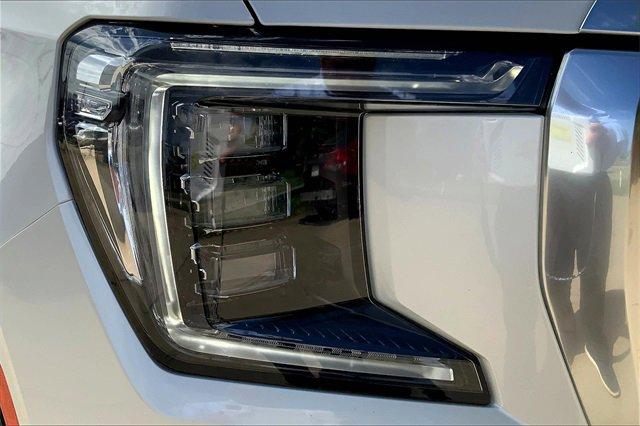2023 GMC Yukon Vehicle Photo in KANSAS CITY, MO 64114-4545