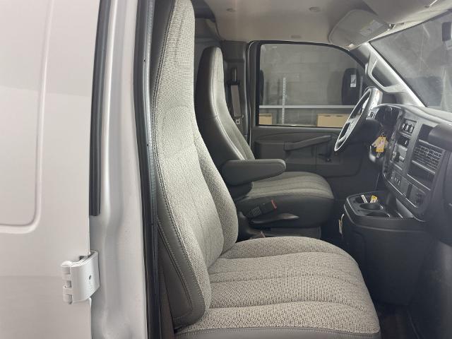 2025 GMC Savana Cargo 3500 Vehicle Photo in GILBERT, AZ 85297-0402