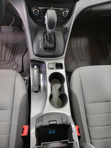 2016 Ford Escape Vehicle Photo in Neenah, WI 54956