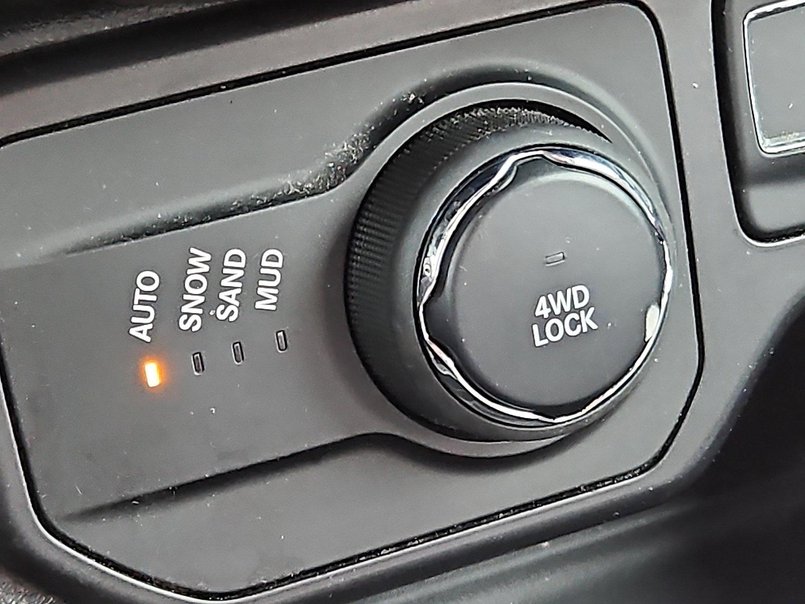 2018 Jeep Renegade Vehicle Photo in Trevose, PA 19053