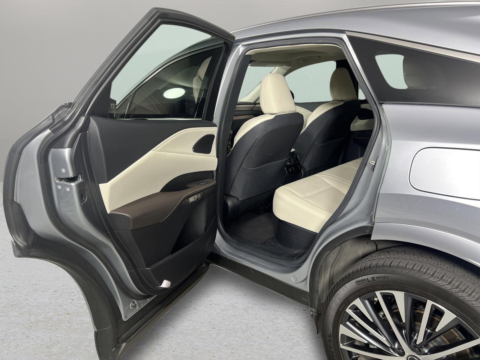2023 Lexus RX Vehicle Photo in GEORGETOWN, TX 78626-7508