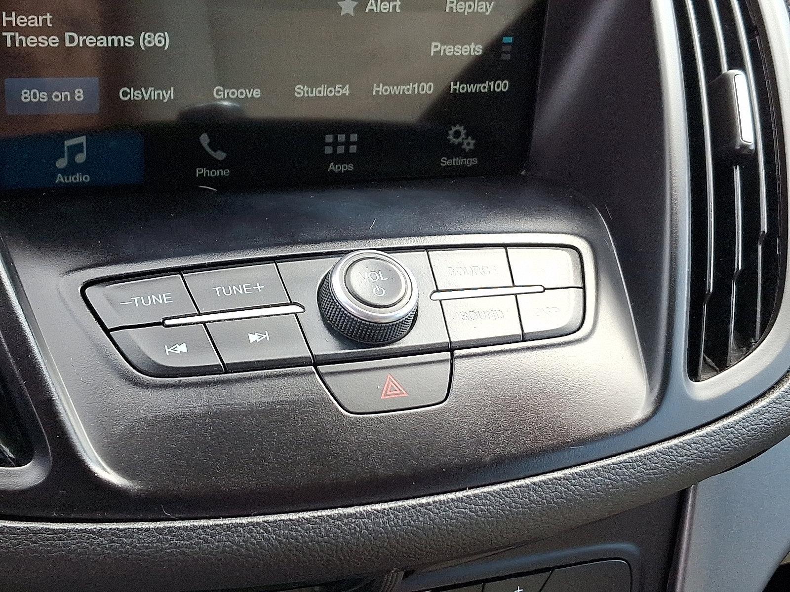 2017 Ford Escape Vehicle Photo in Trevose, PA 19053