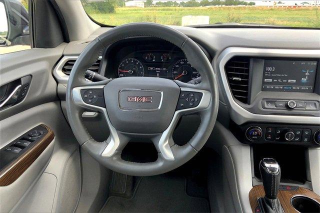 2017 GMC Acadia Vehicle Photo in KANSAS CITY, MO 64114-4502