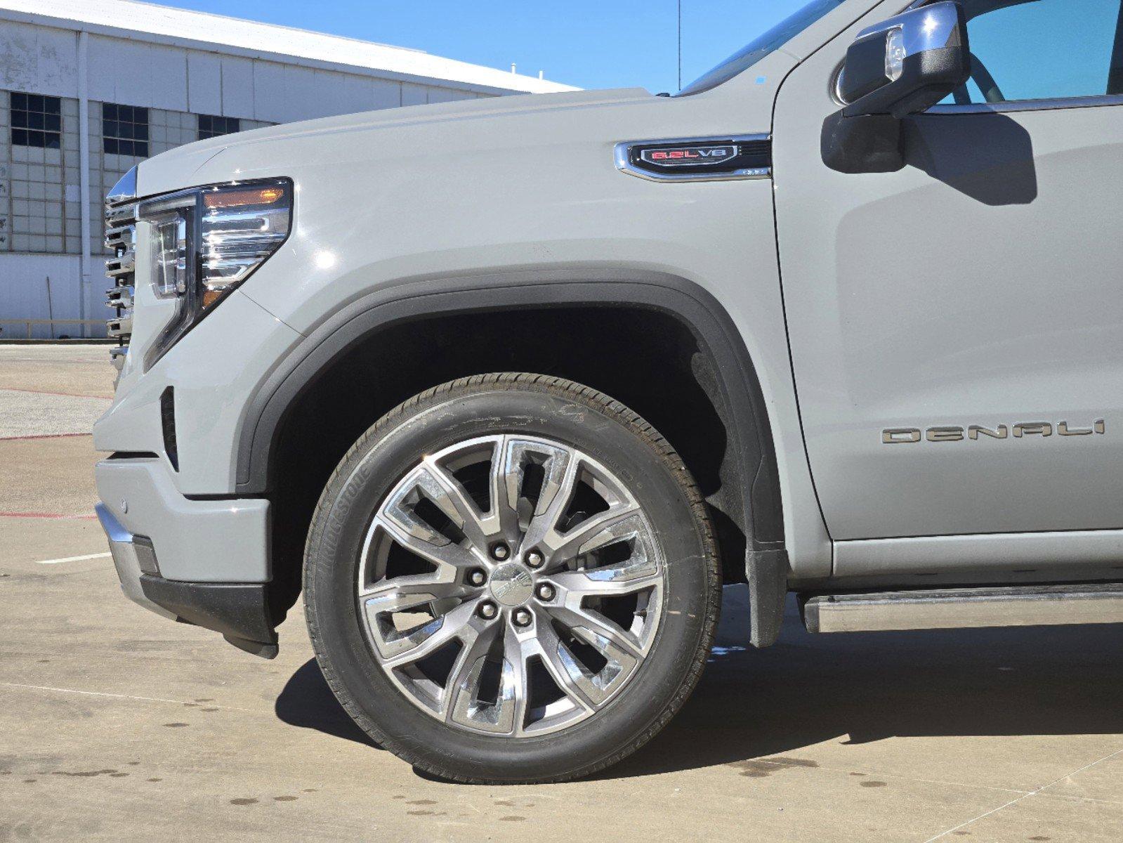 2025 GMC Sierra 1500 Vehicle Photo in DALLAS, TX 75209-3016