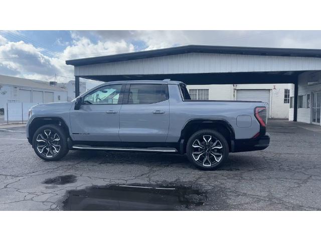 2024 GMC Sierra EV Vehicle Photo in TURLOCK, CA 95380-4918