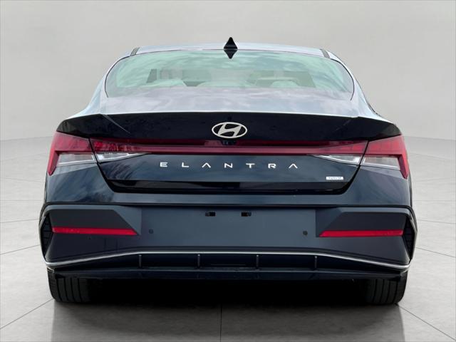 2025 Hyundai ELANTRA Hybrid Vehicle Photo in Green Bay, WI 54304