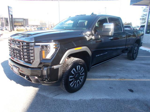 2024 GMC Sierra 3500 HD Vehicle Photo in LOWELL, MA 01852-4336