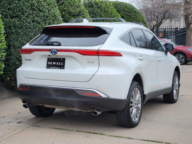 2023 Toyota Venza Vehicle Photo in DALLAS, TX 75209