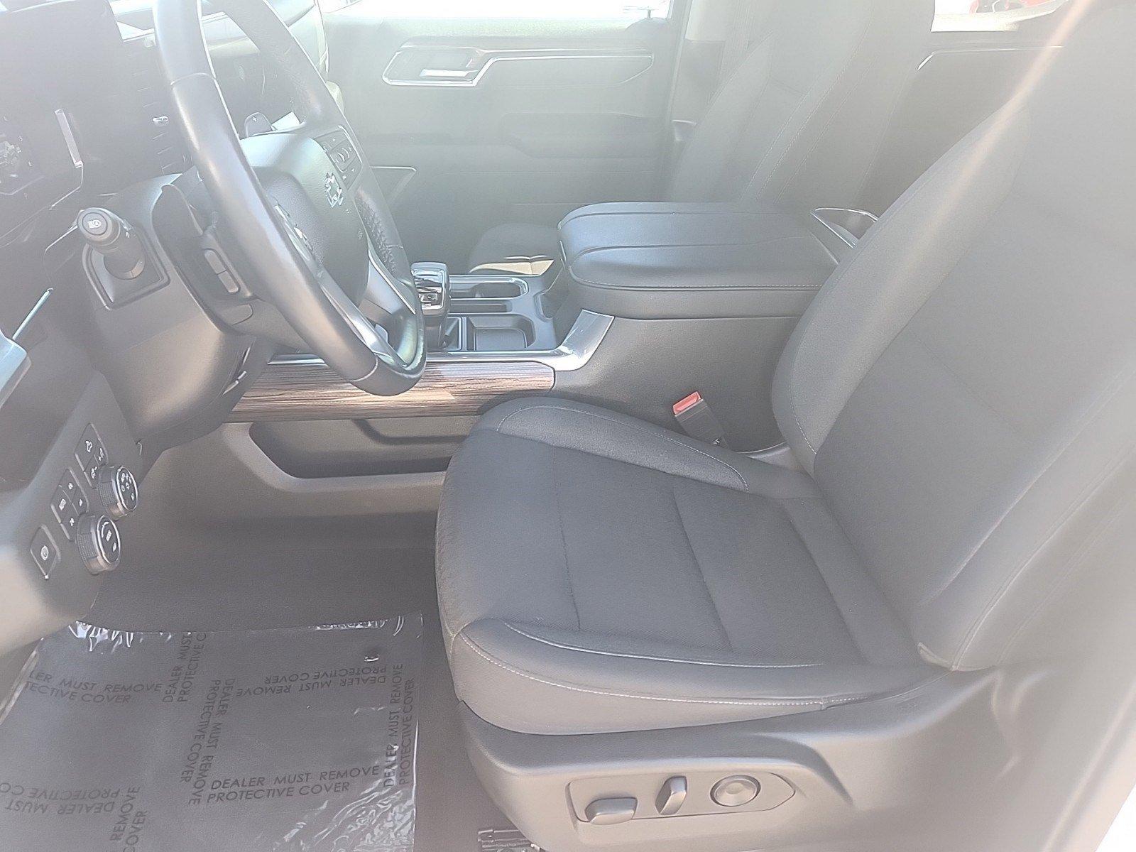 2023 Chevrolet Silverado 1500 Vehicle Photo in Albuquerque, NM 87110