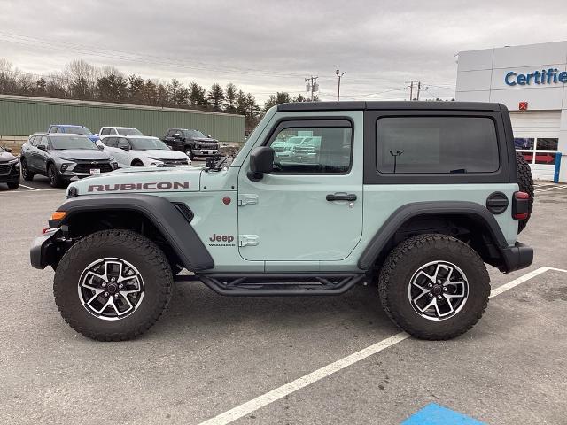 2024 Jeep Wrangler Vehicle Photo in Gardner, MA 01440