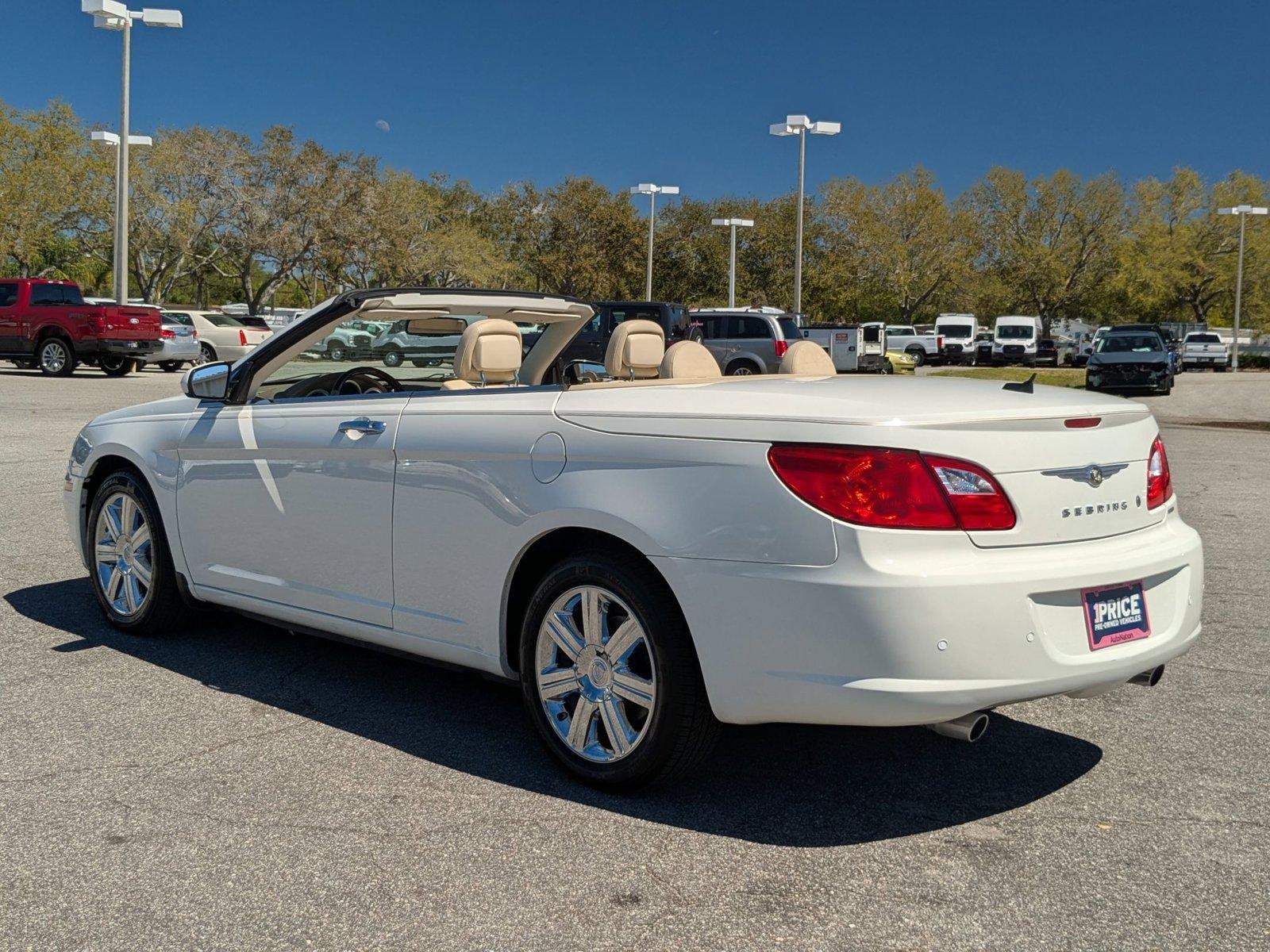 2010 Chrysler Sebring Vehicle Photo in St. Petersburg, FL 33713