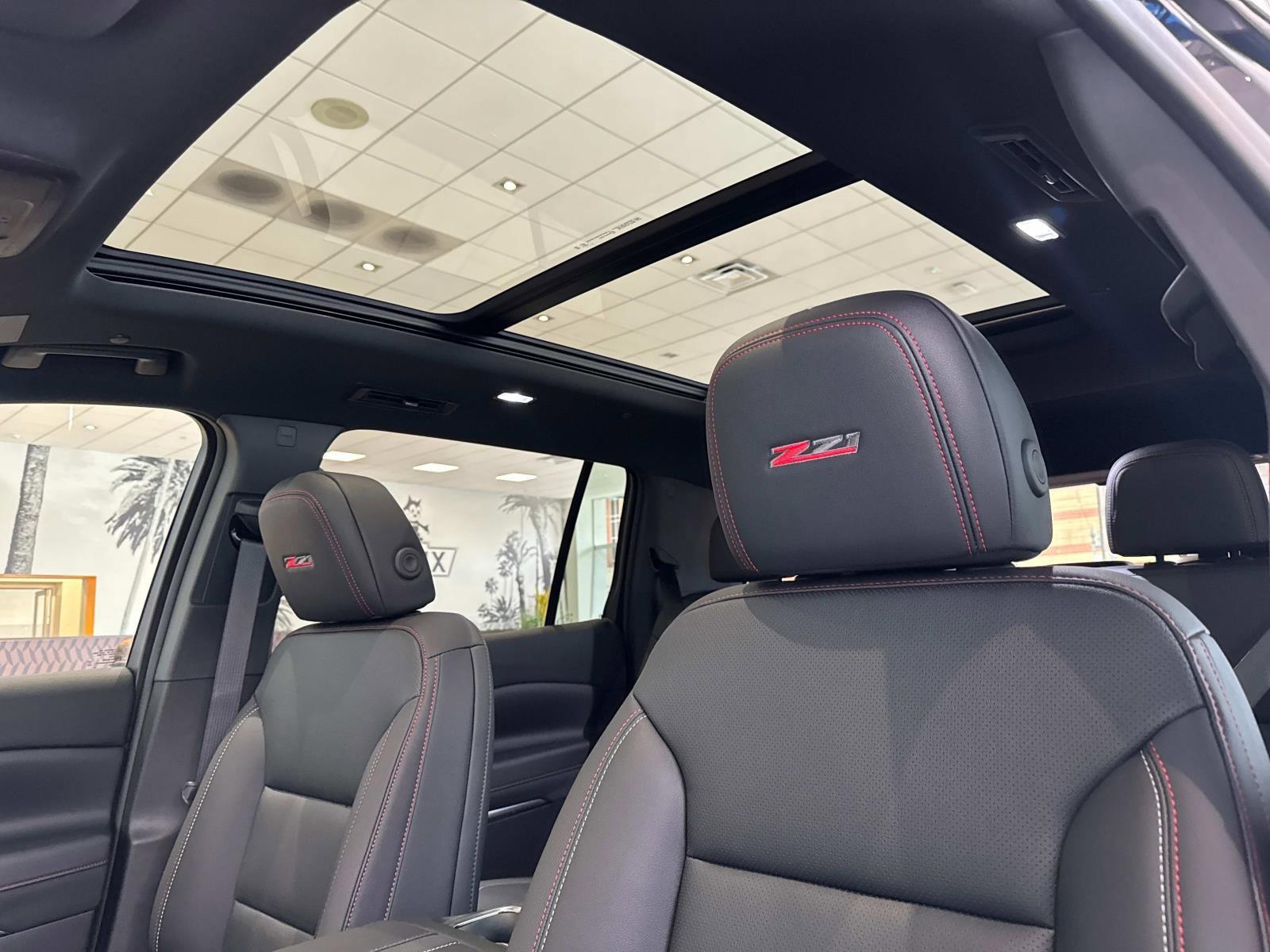2025 Chevrolet Traverse Vehicle Photo in LOS ANGELES, CA 90007-3794