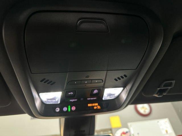 2022 Cadillac XT6 Vehicle Photo in MEDINA, OH 44256-9631