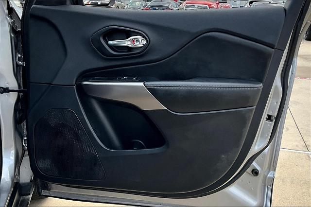 2019 Jeep Cherokee Vehicle Photo in Grapevine, TX 76051