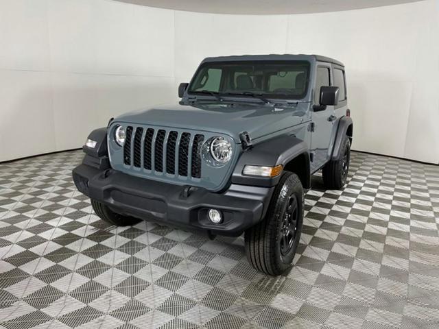 2024 Jeep Wrangler Vehicle Photo in MEDINA, OH 44256-9631