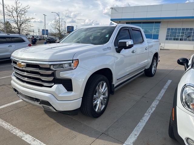 2023 Chevrolet Silverado 1500 Vehicle Photo in ENGLEWOOD, CO 80113-6708