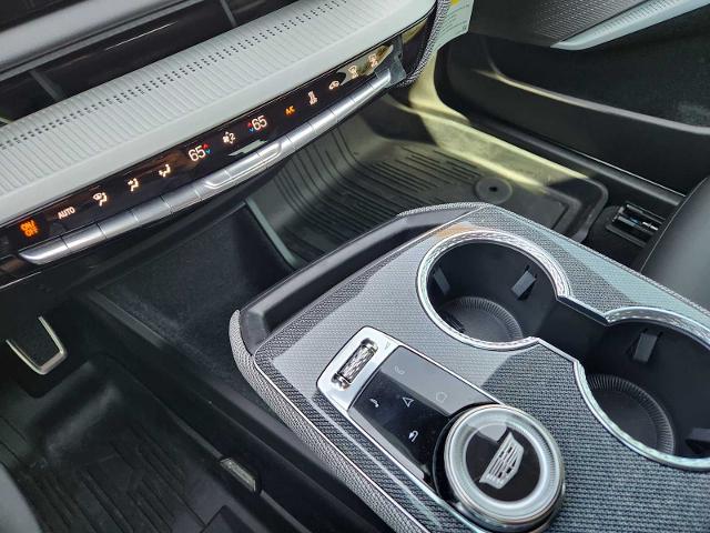 2025 Cadillac OPTIQ Vehicle Photo in HOUSTON, TX 77079