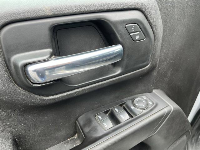 2020 Chevrolet Silverado 1500 Vehicle Photo in TULLY, NY 13159-3159