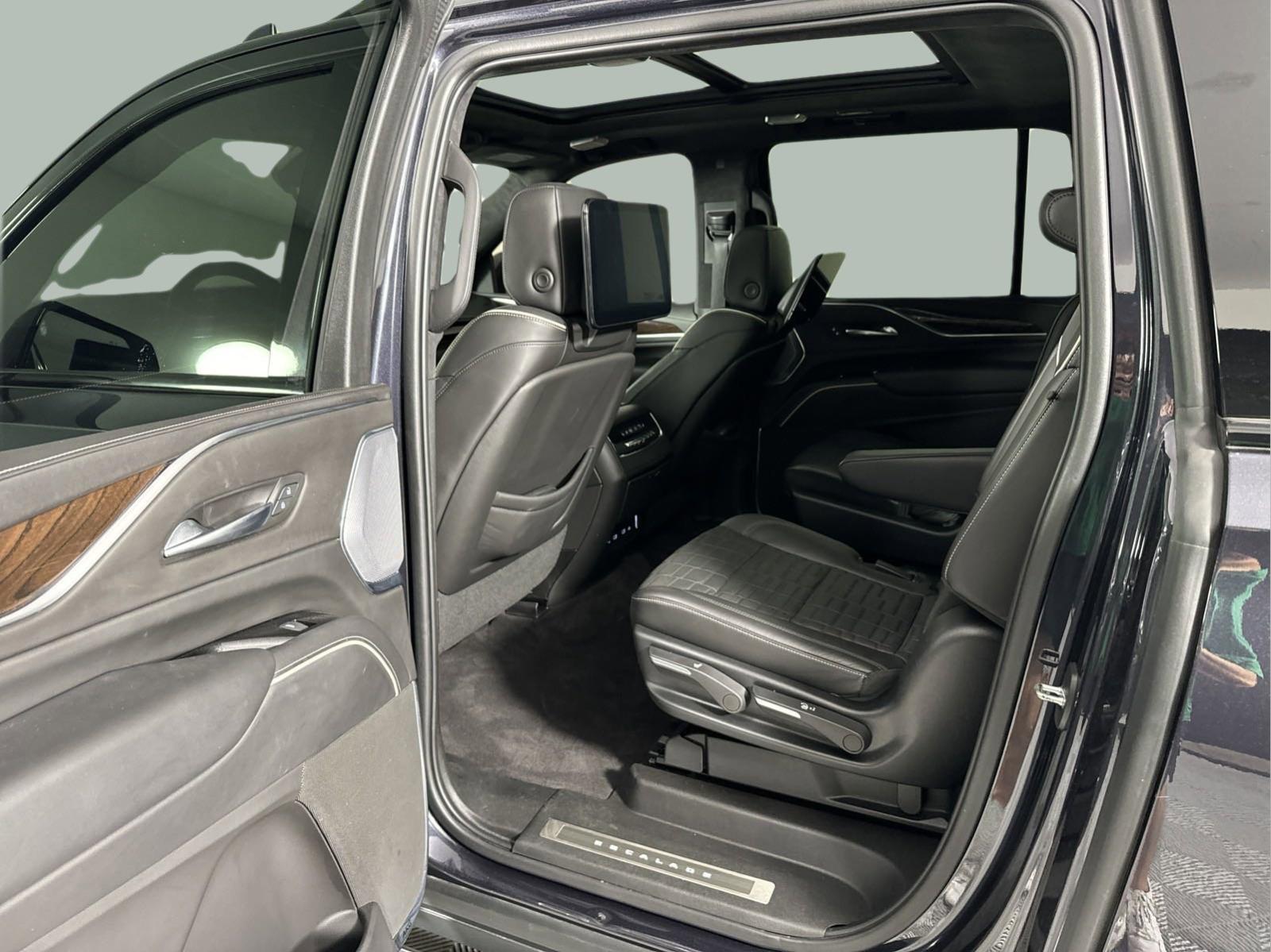 2022 Cadillac Escalade ESV Vehicle Photo in GEORGETOWN, TX 78626-7508