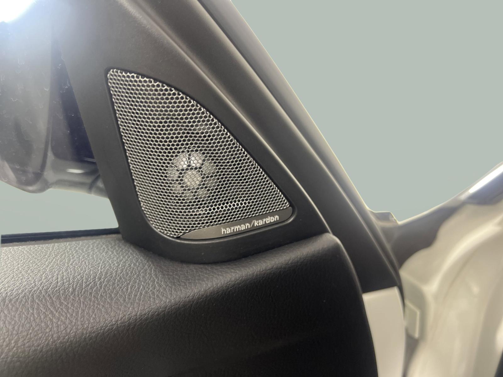 2018 BMW 3 Series Vehicle Photo in GEORGETOWN, TX 78626-7508