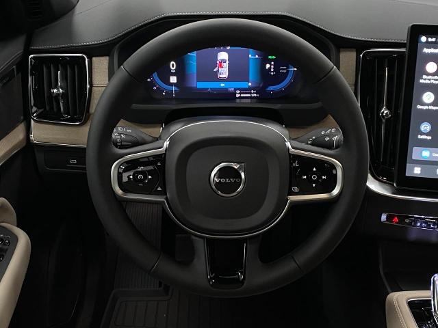 2025 Volvo XC90 Plug-In Hybrid Vehicle Photo in Appleton, WI 54913