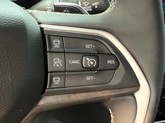 2023 Jeep Grand Cherokee Vehicle Photo in MADISON, WI 53713-3220