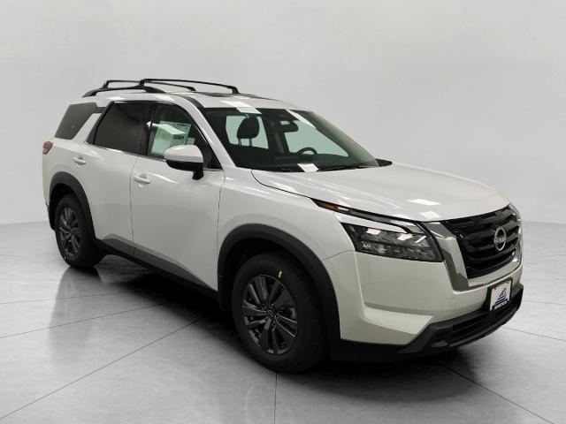 2025 Nissan Pathfinder Vehicle Photo in Appleton, WI 54913