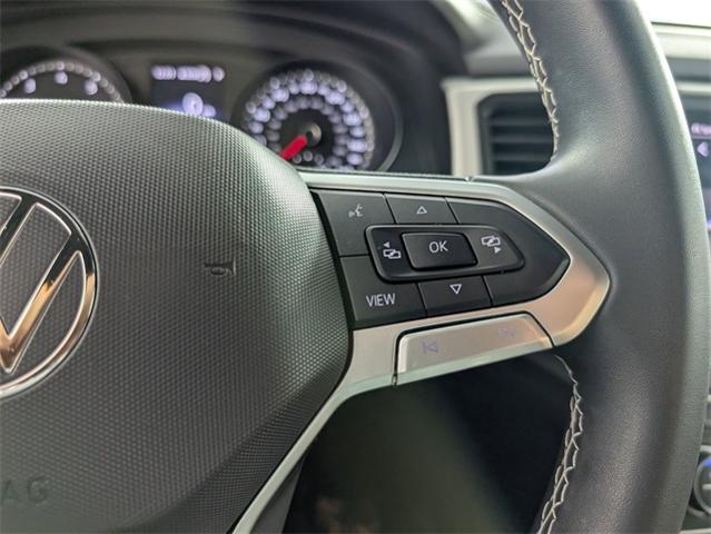 2021 Volkswagen Atlas Cross Sport Vehicle Photo in ENGLEWOOD, CO 80113-6708
