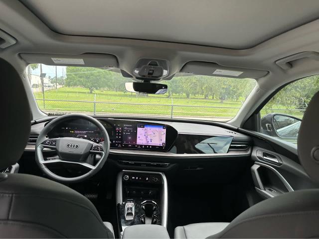 2025 Audi Q5 Vehicle Photo in HOUSTON, TX 77090