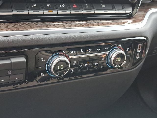 2025 GMC Sierra 1500 Vehicle Photo in TREVOSE, PA 19053-4984