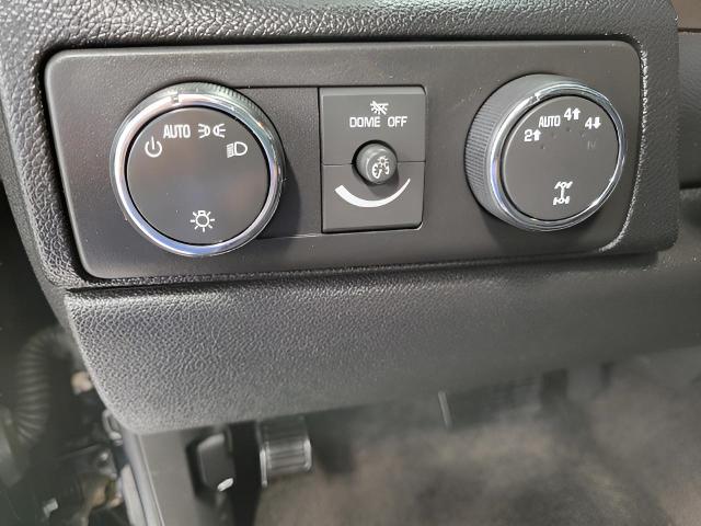 2014 Chevrolet Suburban Vehicle Photo in Oshkosh, WI 54904