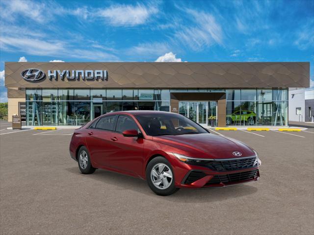 2025 Hyundai ELANTRA Vehicle Photo in Peoria, IL 61615