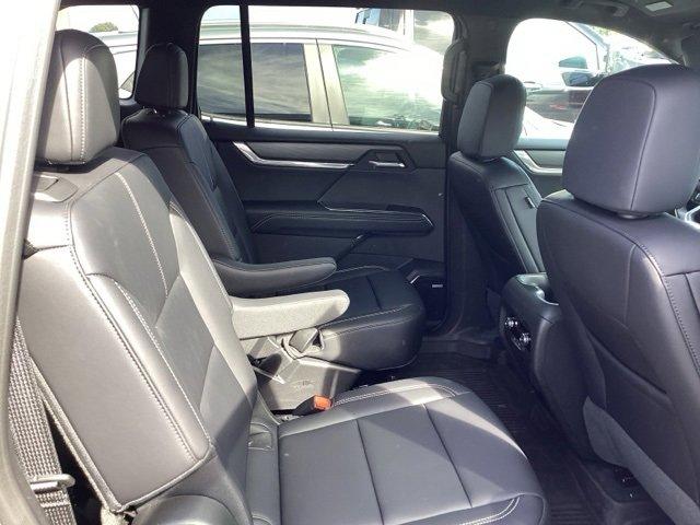 2025 GMC Acadia Vehicle Photo in PUYALLUP, WA 98371-4149
