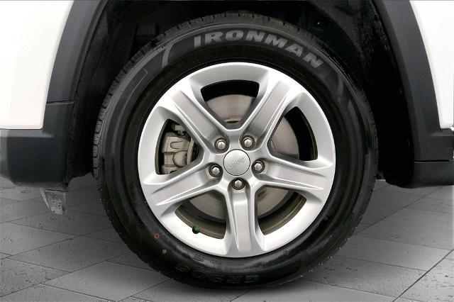 2023 Jeep Compass Vehicle Photo in Lees Summit, MO 64086
